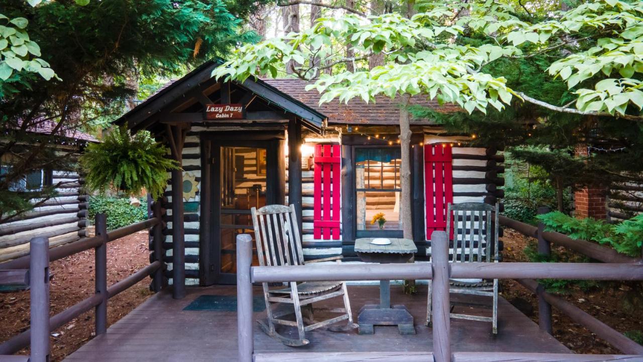 Lazy Dazy Cabin