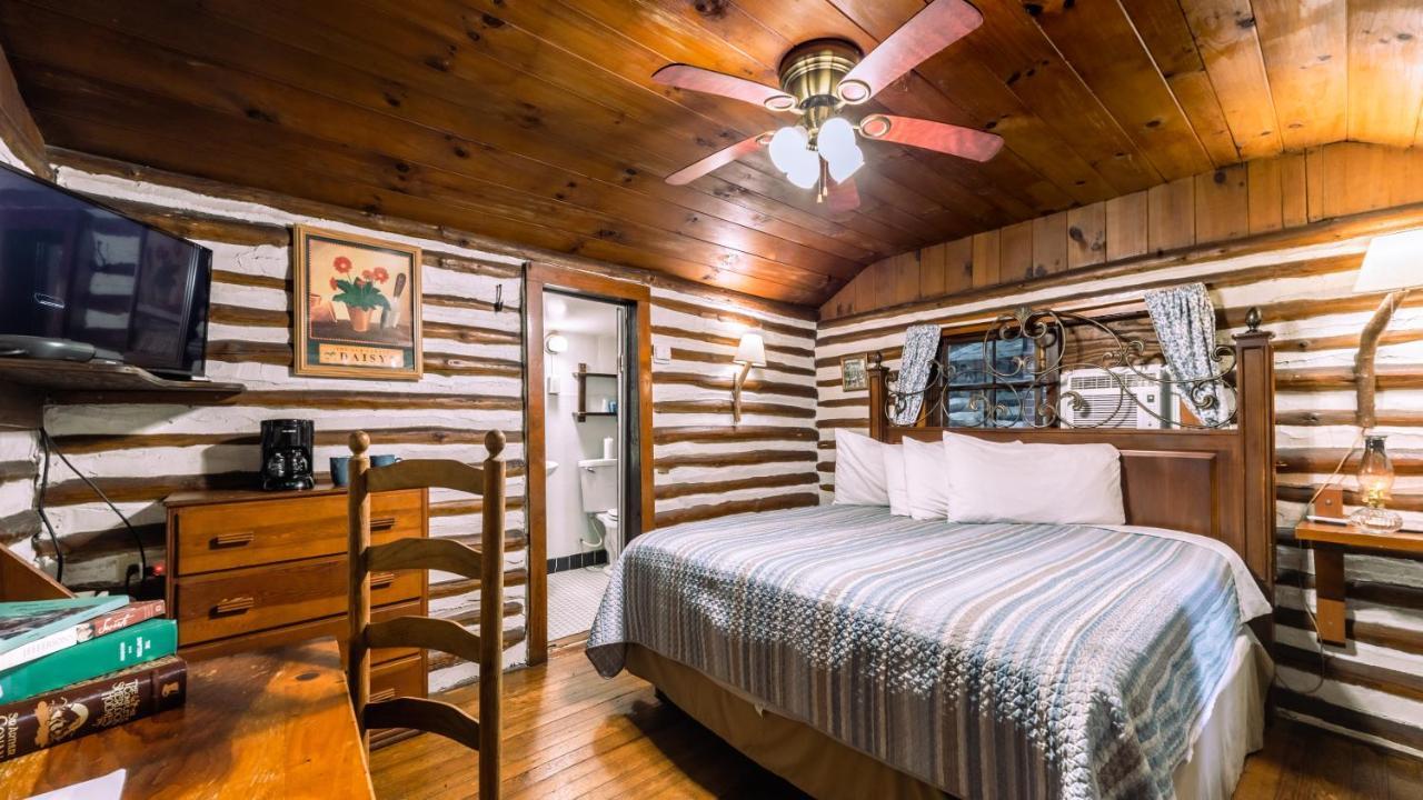 Lazy Dazy Cabin