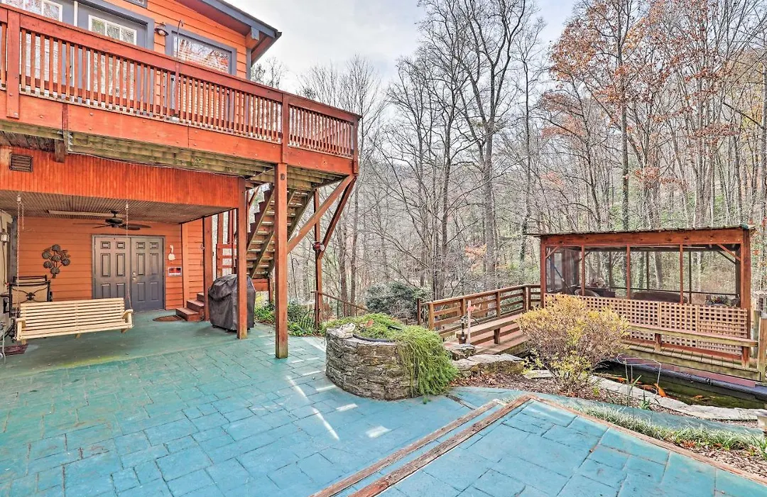 Asheville Mountain Getaway With Patio And Koi Pond!-1