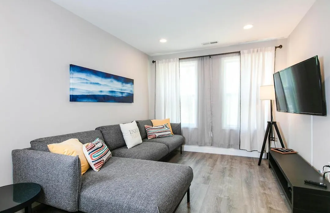 Family Oasis W/ Loft & Firepit: Convenient-1
