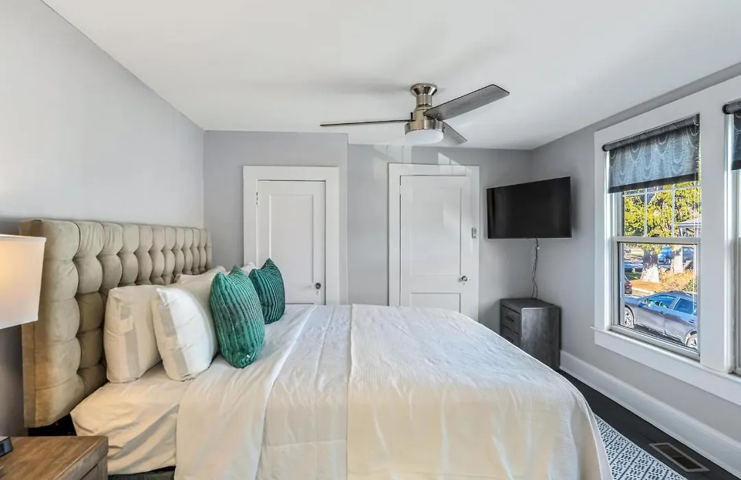 237 East Chestnut St-1