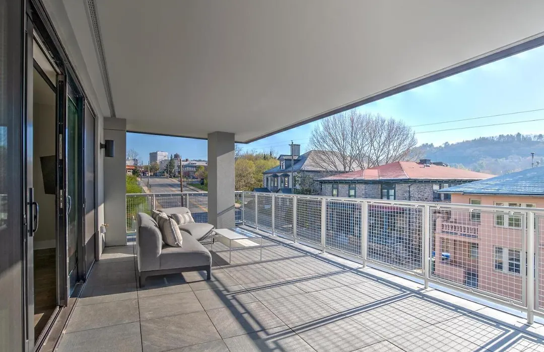 145 Biltmore Ave Unit 304-1