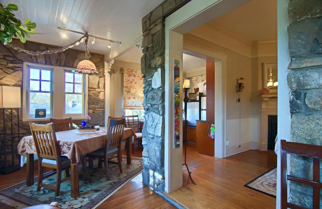 North Lodge On Oakland Bed And Breakfast-1