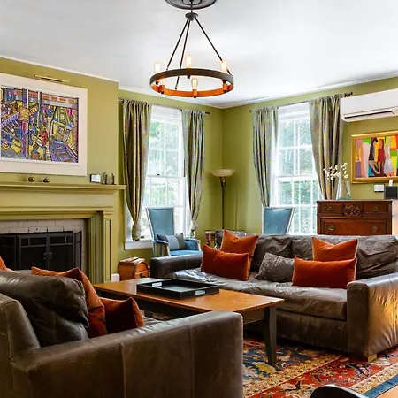 The Applewood Manor-2