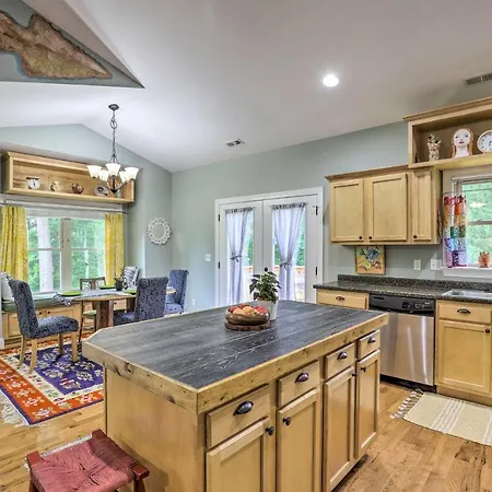 The Bowen Arrow Lovely Home In Asheville!-2
