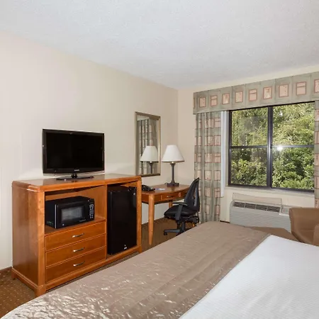 Baymont By Wyndham Asheville/Biltmore-2