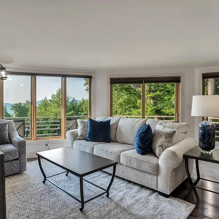 Amazing Town Mountain Getaway-3