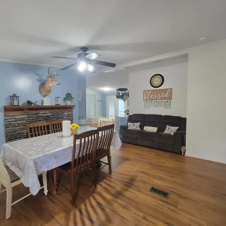 Cozy West Asheville Home: Downtown & Biltmore Proximity-2