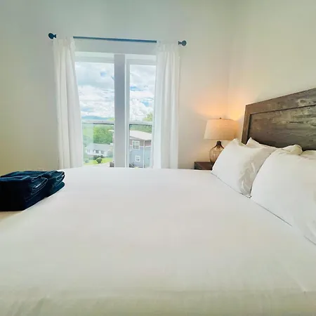 Grove House-3